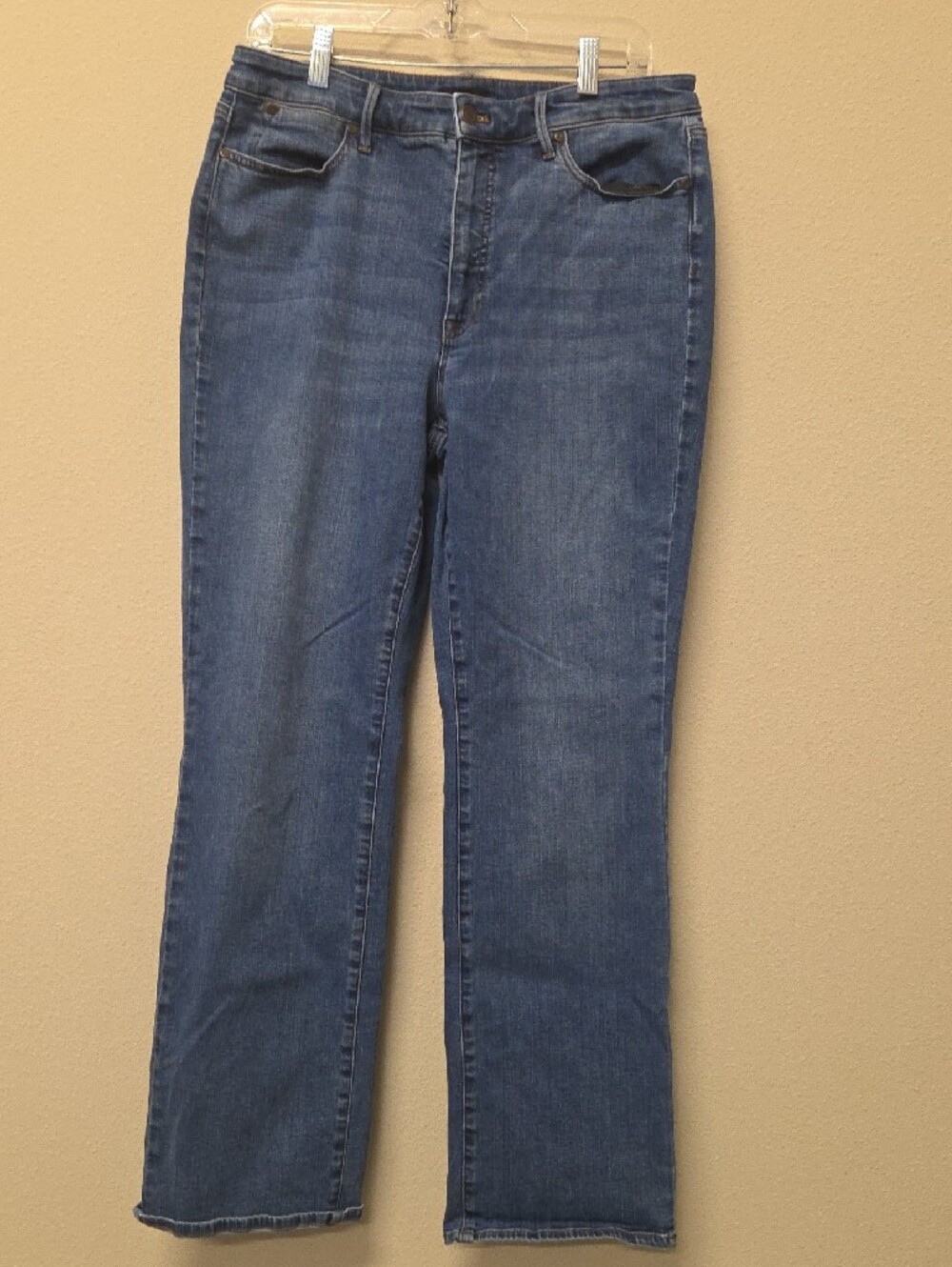 Talbots Women Medium Blue Curvy Bootcut Jeans Size 12
